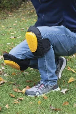 Yardworks® Deluxe Soft Cap Knee Pads -Yardworks Sales Shop 265 5018 18545 KneePads 4