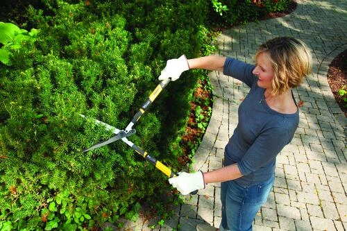 Yardworks® 10" Telescoping Hedge Shears 4 Yardworks® 10" Telescoping Hedge Shears - Image 4