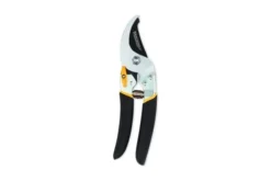 Yardworks® 5/8" Bypass Pruner