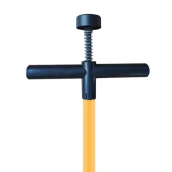 Yardworks® 38" Comfort Grip Handle Weeder -Yardworks Sales Shop 2652722 5059 HandleCloseup
