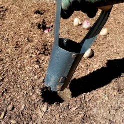 Yardworks® Wood Handle Bulb Planter -Yardworks Sales Shop 2653389 BulbPlanter 03 Hovering