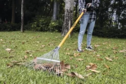Yardworks® 24-Tine Steel Leaf Rake With ControlGrip® 5 Yardworks® 24-Tine Steel Leaf Rake With ControlGrip® -Yardworks Sales Shop 2653402 YW 8031 LS2 4000
