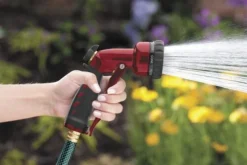 Yardworks® Front-Trigger 7-Pattern Nozzle - Red 3 Yardworks® Front-Trigger 7-Pattern Nozzle - Red -Yardworks Sales Shop 2742223 RedFT MultiPatternNozzle 102010 CMYK