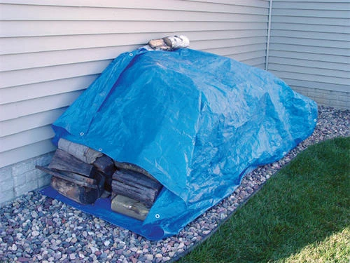 Yardworks® 20' X 30' Blue Standard-Duty Tarp 2 Yardworks® 20' X 30' Blue Standard-Duty Tarp - Image 2